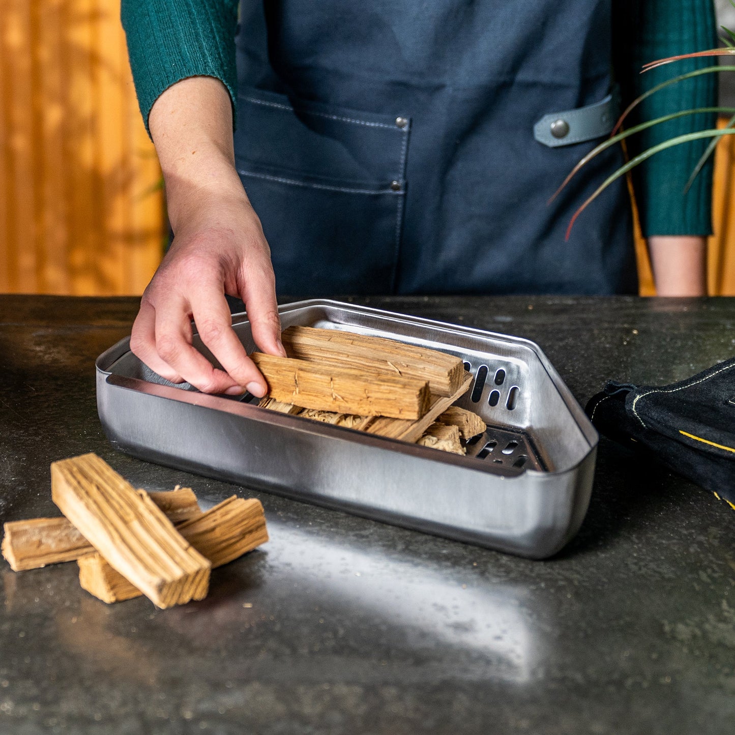 Extra großes Kraftstoff-Tray für Ooni Karu 12